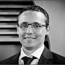 Amazon.com.br eBooks Kindle: Comentários à Lei da multipropriedade (Lei Nº  13.777/2018): artigo por artigo : com modelos de instrumentos e atos de  registro, Pedroso, Alberto Gentil de Almeida