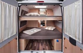 Fourgon Amenage 4 Places Avec Lits Superposes Recherche Google Fourgon Amenage Fourgon Sprinter Fourgon