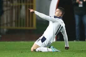 He signed with the spanish club, real madrid in june 2019. Real Madrid Umumkan Luka Jovic Positif Covid 19 Okezone Bola