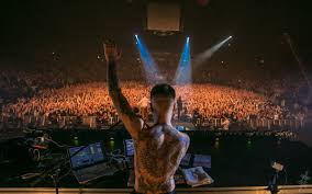 Koncert Little Big V Ledovom Stagepro