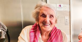 Il-qamar il-għasel fix-xelter għamilnieh"