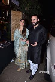 Kareenakapoor And Saifalikhan Look Nothing Less Than Royal At Prithvi Theatre Festival Fashion Suits For Men Kurta Style Suit Fashion