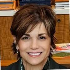 Iris Booth allows you take stunning professional head shots but you can  have fun in the booth too. All this fun for only $20!