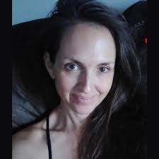 Debra Reeder's Instagram, Twitter & Facebook