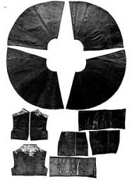 Pattern Of A Coat Housed In The Berne Historical Museum That The Folks At The Abegg Foundation Beli 16th Century Clothing Historical Clothing Medieval Clothing