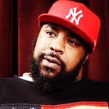 Personally its nothing personal, You send a verse to me, I'll send a hearse  for you. Clearly it's that, Really you wack, I'm actually one of the  rappers that really can rap