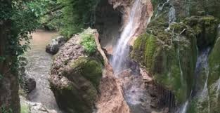 Cascada bigar a fost desemnata locul 1 in topul cascadelor unice in lume de catre the world geography, una dintre cele harta de mai jos ne va ajuta cu siguranta sa gasim locatia foarte repede. 8lfqoqdzejmwam