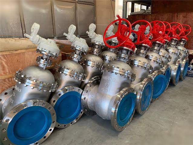Environmental Impact of Industrial Valves - Mitigating Leakage and Reducing Waste - The Engineering Projects