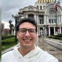 70+ "Derek Hernández" profiles