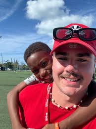 Hi! I'm new to this group. I just graduated with my communications degree  from @Seattle University and now I'm