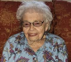 Betty Longmire's Instagram, Twitter & Facebook