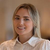 Danielle Vallely's Instagram, Twitter & Facebook