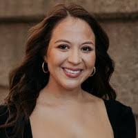 Evelyn Cajas's Instagram, Twitter & Facebook