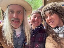 Paul made the space (@daylightsound) ... a place for us all to risk, try,  fail, try again, get curious, freely share ideas, consider ... @ansonhohne  brought keen listening skills, rising and dipping