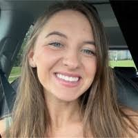 Lauren Volz's Instagram, Twitter & Facebook