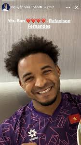 Cầu thủ tuyển Việt Nam hướng về Xuân Son