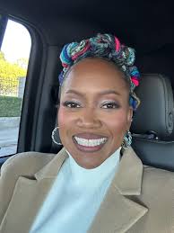 Halfway around the sun in selfies ❤️ #Selfies #ProtectBlackWomen  #GoodMorningAmerica