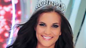 Tamara Lett's Instagram, Twitter & Facebook