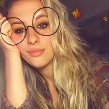 Nicki Dawson (AgenteDawson)