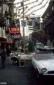 y ca 1977 new york little italy geschafte und restaurants in der in 2021 little italy nyc little italy little italy new york