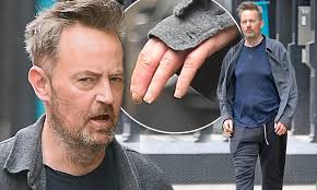To me, i felt like i was going to die if they didn't laugh, and it's not healthy, for sure. Matthew Perry Looks Disheveled With Long Dirty Fingernails As He Emerges For First Time In Two Years Daily Mail Online