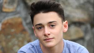 A few months ago, noah schnapp was asked to tag two people from the show who would want to hook up in real life. Noah Schnapp On Stranger Things Tiktok Youtube And Regular Life Variety