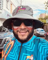 GRACIAS TUCANES. Aquí están los verdaderos protagonistas del éxito en el  2025 de Los Tucanes. Decimos éxito porque por su  dedicación,entrega,organización, conducta,entusiasmo, con un disfraz que  llenó todas las expectativas lograron que