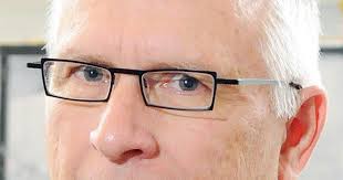 When it comes to love stories, bibliophilia is one for the books