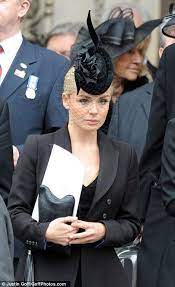 Fascinators And Pearls Are Order Of The Day As Katherine Jenkins Joan Collins Duchess Of York And Shirley Bassey Attend Baroness Thatcher S Funeral In St Paul Katherine Jenkins Fascinator Shirley Bassey