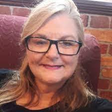 Debra Hillaire's Instagram, Twitter & Facebook