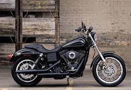 17 Harley Davidson Dyna Super Glide Sport