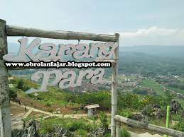 Secara lokasi jembatan gantung di sukabumi ini masuk kedalam wilayah taman nasional gede ambil pemberhentian di stasiun cisaat (sebelum stasiun sukabumi dan setelah stasiun karang tengah). Wisata Gunung Karang Para Sukabumi