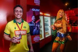 Saiba como é viver experiência exclusiva do Camarote Brahma, um dos mais disputados da folia em Salvador
