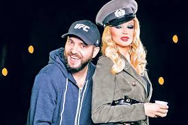 În momentul ăla, clar ai iubit o proiecţie. Nu Mai E Cale De Intoarcere De La Altar Lora È™i A Ales NaÈ™ii Libertatea