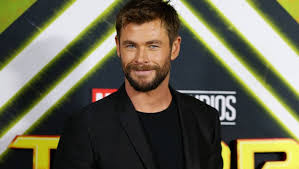 The film was released on april 27, 2011 internationally and on may 6, 2011 in the united states. Chris Hemsworth Nimmt Fat Thor Mit Humor