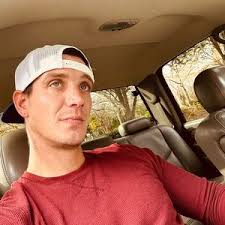 Michael Kellum (@michael.kellum)