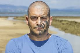 Koh Lanta Fidji : Fabian, le candidat tatoué est aussi chanteur d ...