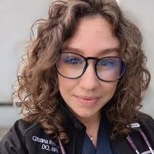 Lynn Lerner's Instagram, Twitter & Facebook