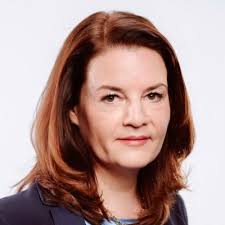 Verena Bauer (@anereverena)