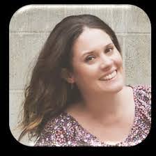 Victoria Snell's Instagram, Twitter & Facebook