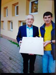 Scriitorul și politicianul varujan vosganian denunță discriminarea pe criteriul vaccinării, încurajată de „liberalii. Statul Èi PrimÄria Municipiului Cluj Napoca Nu Au Nicio ObligaÈie FaÈÄ De ChiriaÈii Lor CÄÈi Sociale Acum