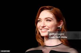 3,323 Eleanor Tomlinson Photos & High Res Pictures