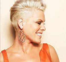 Cover Girl P Nk Celebrity Short Hair Short Hair Styles Hair Styles