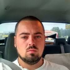 Justin Arrowood's Instagram, Twitter & Facebook