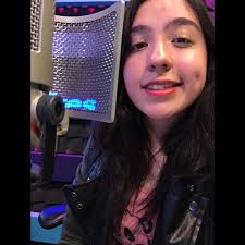 Panda Ulloa Locutora