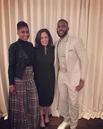 Chris paul gets quarantine workout with wife jada amp kids. Rbdt6yklatm9cm
