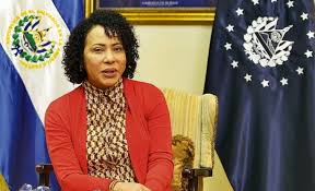 ▷ Bukele sin pronunciarse por nepotismo de Carolina Recinos « Archivos  Confidenciales »