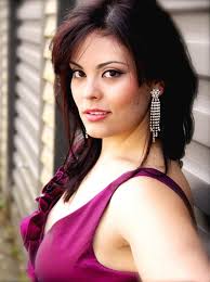 White Rock opera singers featured in Blue Frog concerts