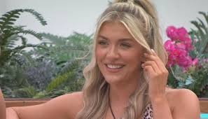 Love Island' contestant Molly Marsh's mother slams trolls