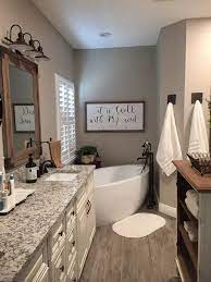 Here are 13 dreamy gray ideas for your loo that we just can't stop obsessing over. 55 Awesome Gray Decorating Ideas For Your Small Bathroom On Budget Vimdecor